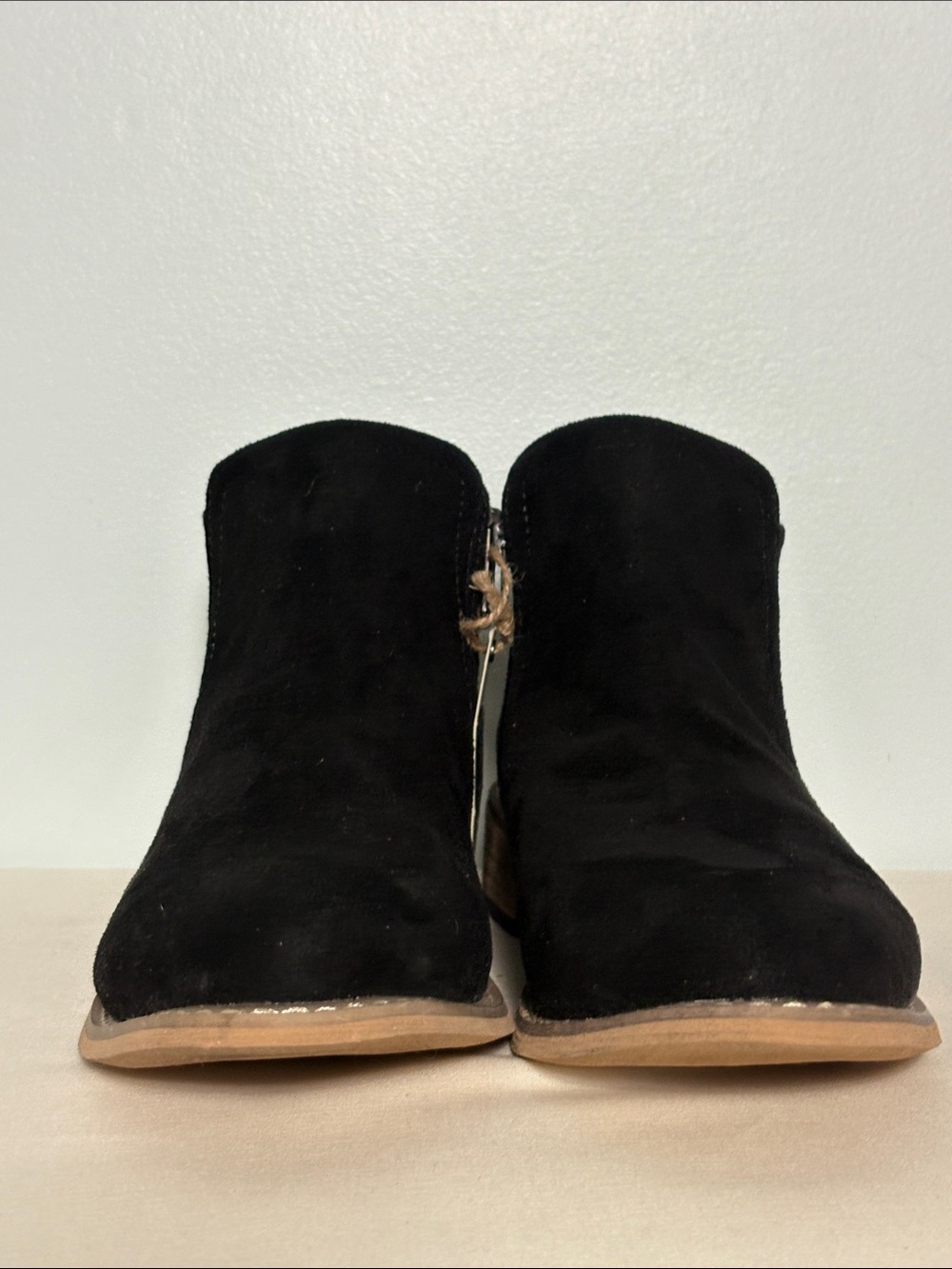 Seven7 Cisco Kid Ankle Booties. Black Vegan Suede/Low Stacked Heel. Size-8 NWT
